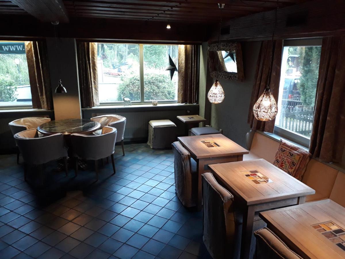 Pizzeria A Penzion Banderas Bayerisch Eisenstein Bagian luar foto