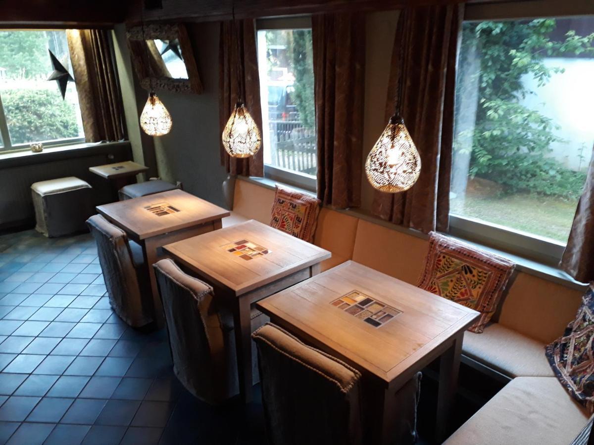 Pizzeria A Penzion Banderas Bayerisch Eisenstein Bagian luar foto